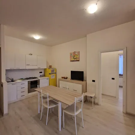 E Parco Sergiunca Appartement *