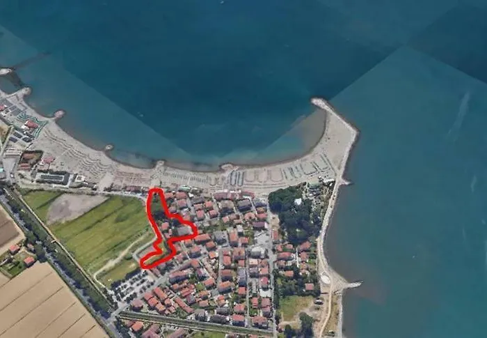 Lejlighed E Parco Sergiunca Ameglia